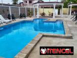 Renta de casa en la playa con piscina en Guanabo. Alquiler de casa en la playa para grupos grandes + Piscina