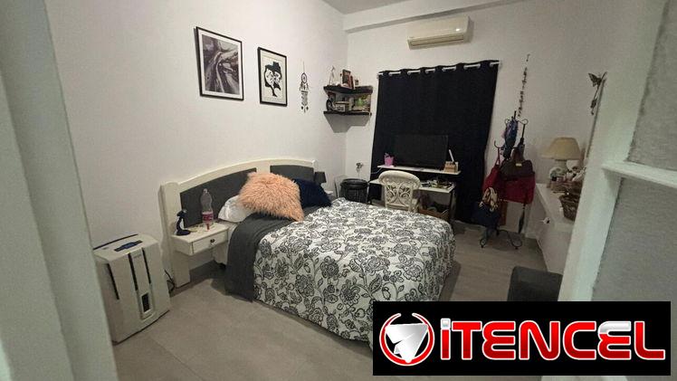 Vendo casa en bajos Marianao (por la Ceguera)
