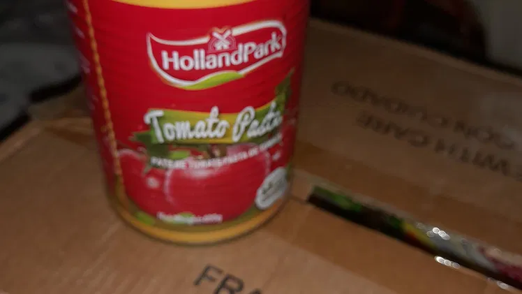 Pasta de tomate concentrado 380 y café caracolillo 230 gr 1400 venta mínima 1caja