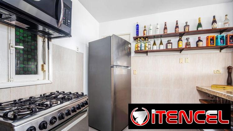 📱 Renta de Casa con Aire Central y 3 Habitaciones en el Vedado