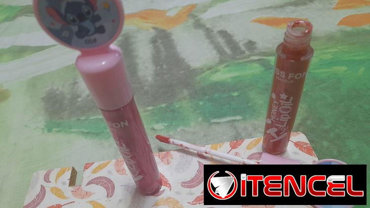 Se vende productos de maquillaje