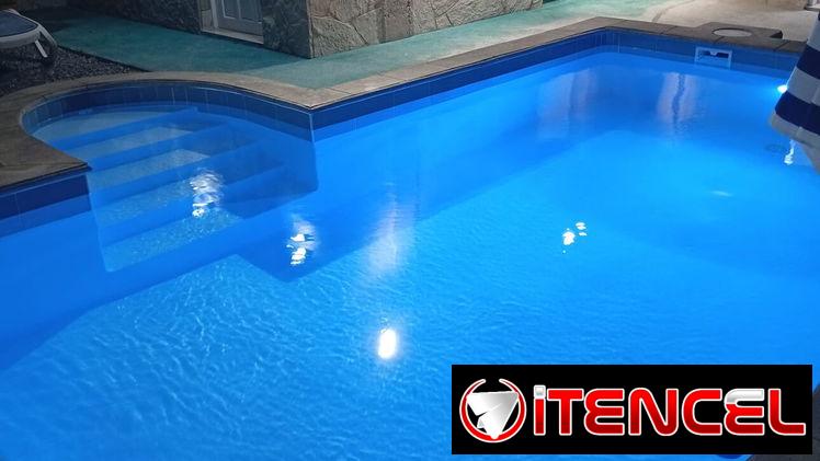 Linda casa en renta con piscina grande en la playa de Guanabo, a 2 cuadras del mar, 2 habitaciones +53 52463651 🏊‍♀️E
