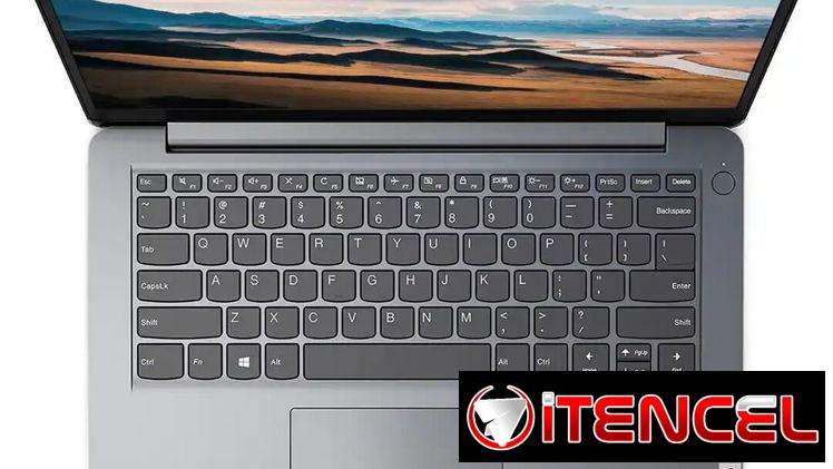 SE VENDE Portátil Lenovo 15,6″ TS I3 8/256GB
