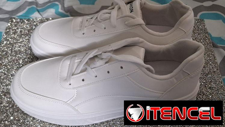 Tenis blancos nuevos, no 41