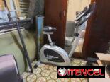 Bicicleta estática de uso