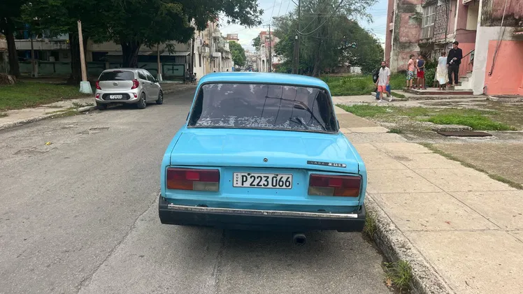 Vendo mi Lada 2105