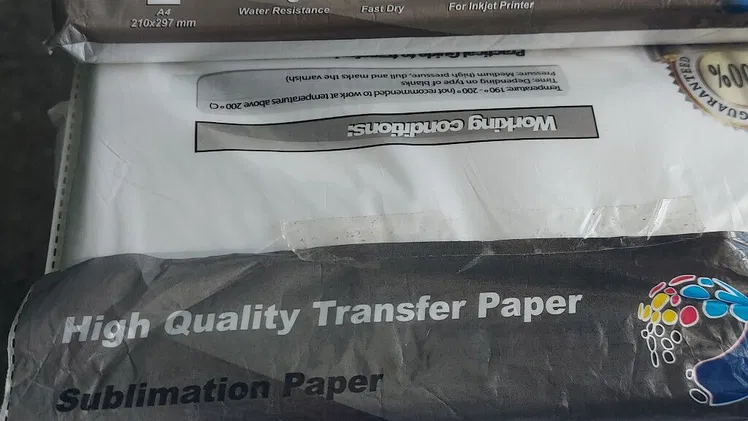 Papel de sublimación A4, alta calidad, 128gr  12usd paquete de 100 hojas