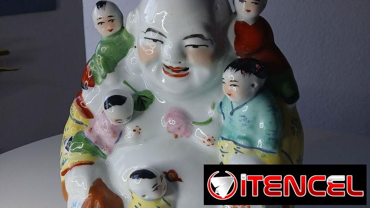 Juego de 3 piezas de Porcelana china – Budas de diferentes tamaños. Oferta si compra el lote completo
