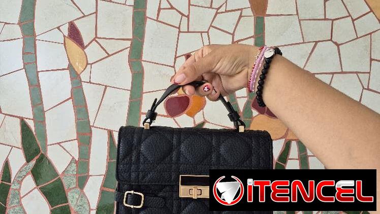 CARTERAS DE MUJER