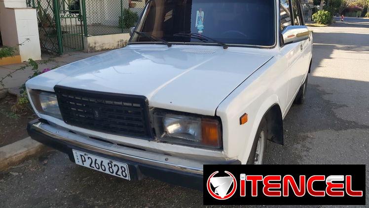 Vendo o cambio Lada 2105 en perfecto estado.