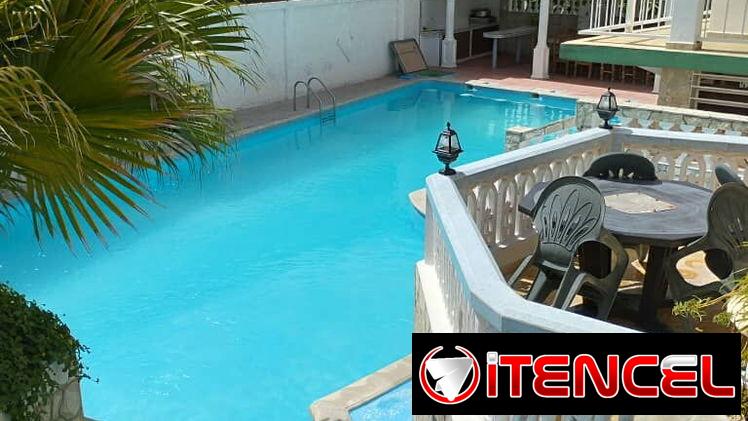ESPECTACULAR PISCINA EN LA PLAYA DE BOCA CIEGA +53 52463651 HABANA ,CUBA 🌊🌊VILLA  de 9 habitaciones en ofertas