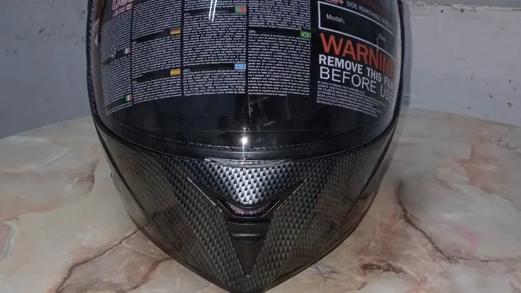 CASCO INTEGRAL DE FIBRA DE CARBONO, ENTREGA DE FACTURA. VARIEDAD DE ARTÍCULOS DEL HOGAR, FERRETERÍA, ELECTRODOMÉSTICOS..
