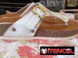 Tenis , Sandalias y Vestidos