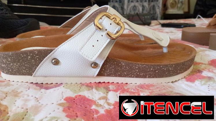Tenis , Sandalias y Vestidos