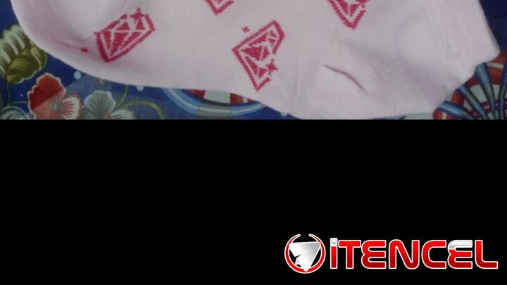 Medias SPORT y medias con diseños de diamantes