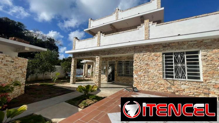 Excelente casa de renta con piscina inmensa en la playa de Boca Ciega, 4 habitaciones climat , WhatsApp +53 52463651 JyL