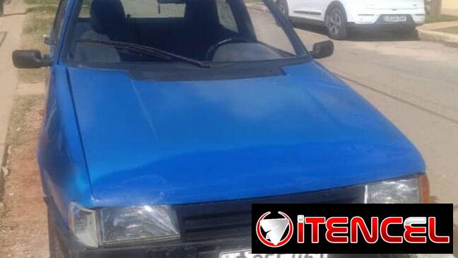 Fiat uno italiano de 1999, certifico en mano, motor 1.4 de gasolina, pago en USD