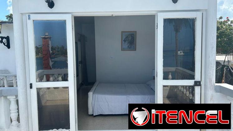 Casa independiente en SANTA FE con salida al mar! OPCIÓN RENTA LINEAL/ POR NOCHES