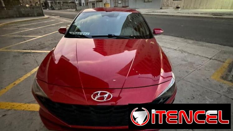 Vendo un buceo, Hyundai Elantra, 2022 con 25,000 millas. Carro automatico importado