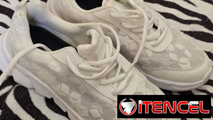 Tenis de mujer