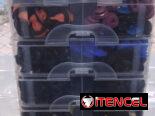 Caja de precillas plasticas para carros 1180 unidades