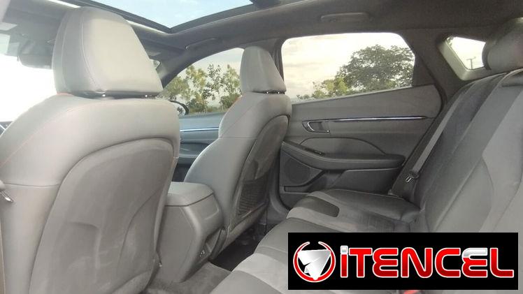 Vendo o negocio yhunday sonata del 2024 N line con 11 millas título limpio