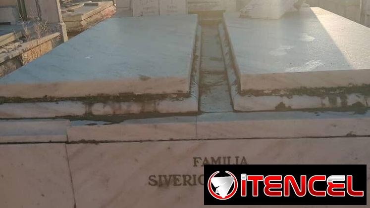 Vendo Dos bóvedas cementerio colón