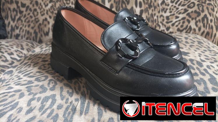 📢 Vendo par de zapatos mocasines – Uso y Excelente estado