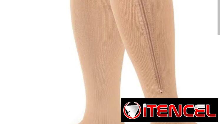 Medias de compresion nuevas en su estuche color piel y color negra.. 15 usd o al cambio