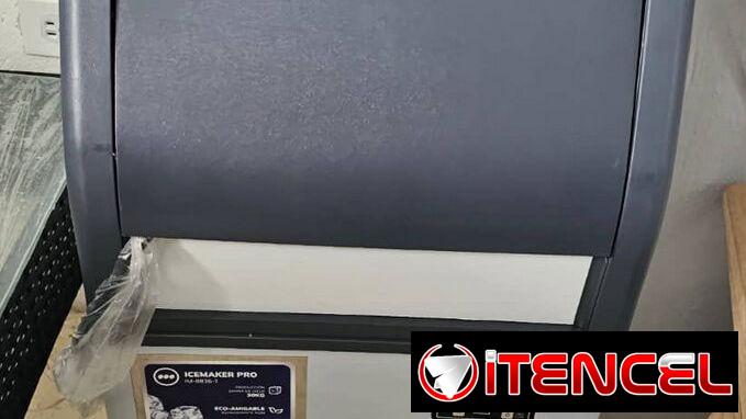 Máquina de hacer hielo premier 30kg/24hrs, acero inoxidable Precio $680 Transporte Incluido  Factura y garantía