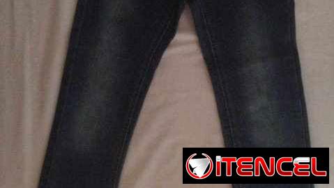 Pantalones de niñ@s unisexo a $3000 para niñ@s de 8 a 9 años