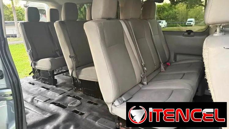 Se vende Nissan NV3500 HD Passenger Van 2019: