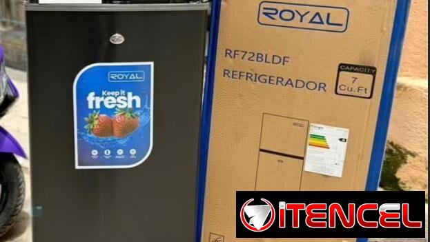 Refrigerador marca Royal 7 pies