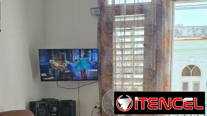 vendo 2 apartamentos c entrada independiente en 1 sola propiedad en la mejor zona de callo hueso