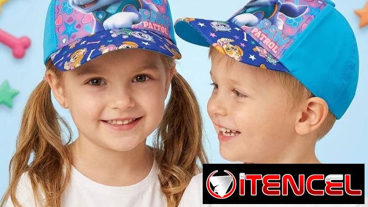 Gorras de muñequitos para niños y niñas