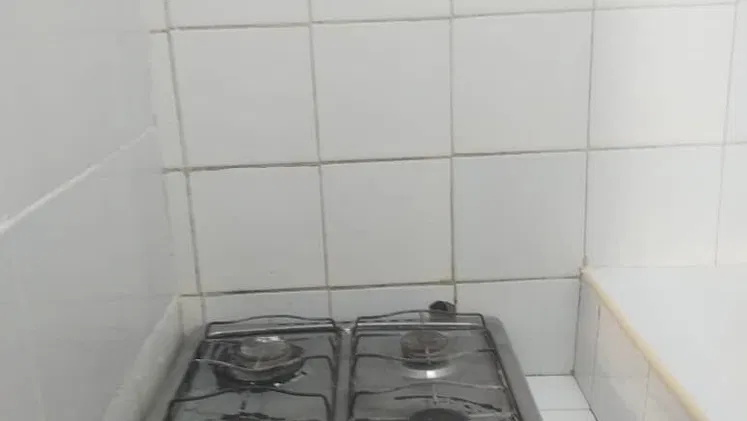🏠 Se vende casa en Centro Habana. Tiene incluído Split, nauta hogar, Tv con canales extranjeros y es planta baja.