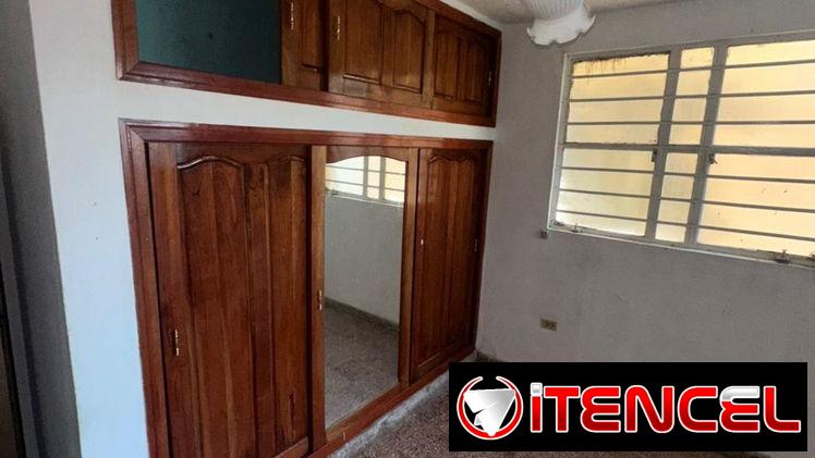 Casa en Playa de 2 Plantas 🏡✨