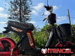 8472cc55a8076eac787c18995653677384002eca95da308a94c77e4dbe906dec-1