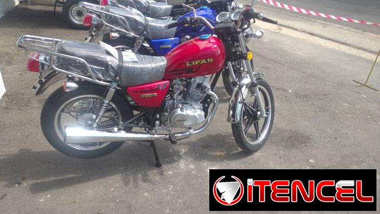 Motos