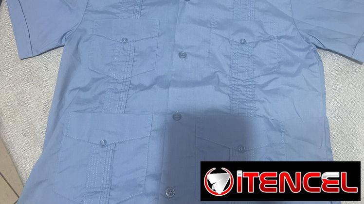 Camisa azul talla 12.