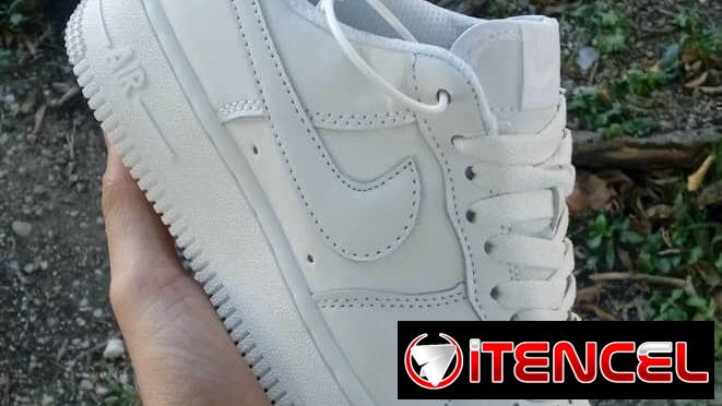 Air Force blanco ==>   42/4