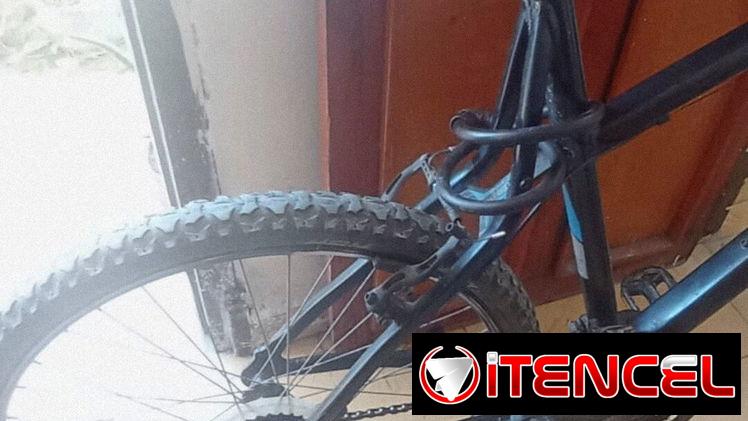 Bicicleta todoterreno .