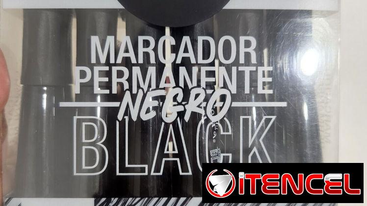Plumones negros permanentes