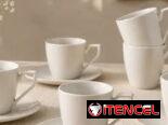 Juego de tazas con platicos. Nuevo