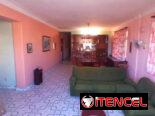 Se vende apto en calle Linea. Amplio, bonito y en buen estado