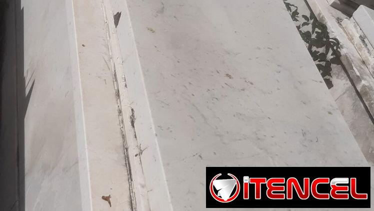 BÓVEDA EN EL CEMENTERIO DE COLÓN