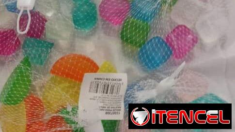 Hielo plástico para tragos