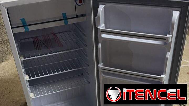 Minibares y refrigeradores en venta. Todos nuevos en su caja con factura, garantía y transporte incluído.
