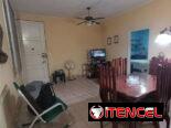 Apartamento en el vedado 2/4 todo adentro