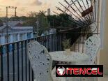 Amplio Hostal de 2 Habitaciones en Centro Habana – Estabilidad Eléctrica REF 1467